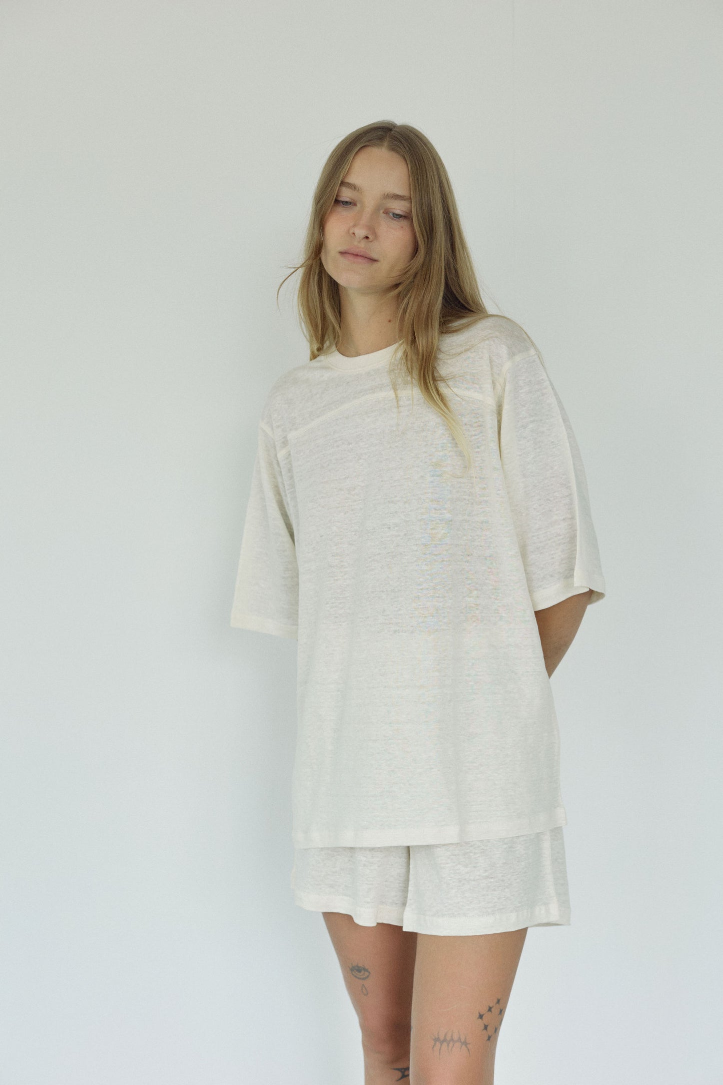 The Linen Tee, Milk