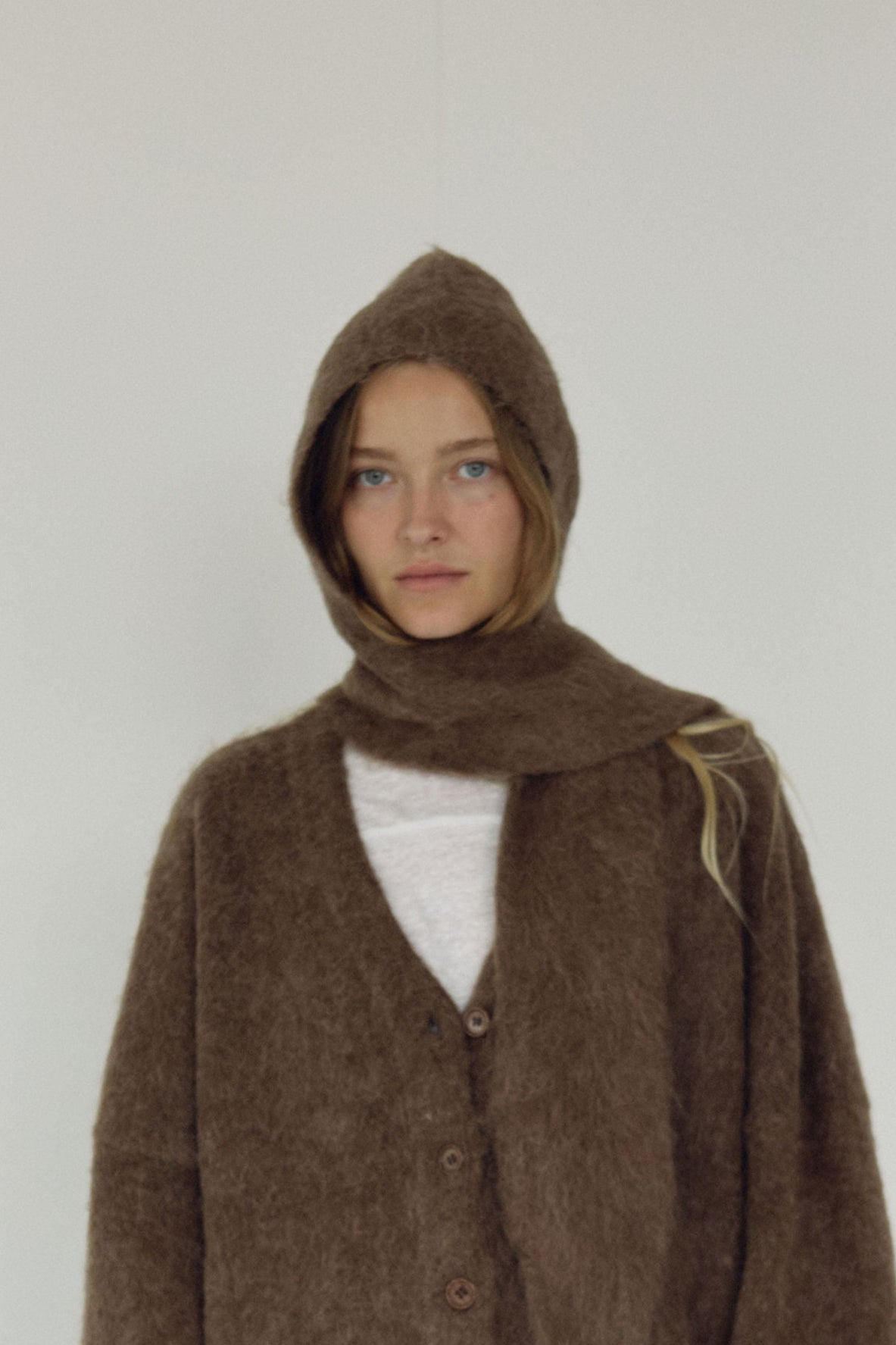 The Hooded Scarf, Umber
