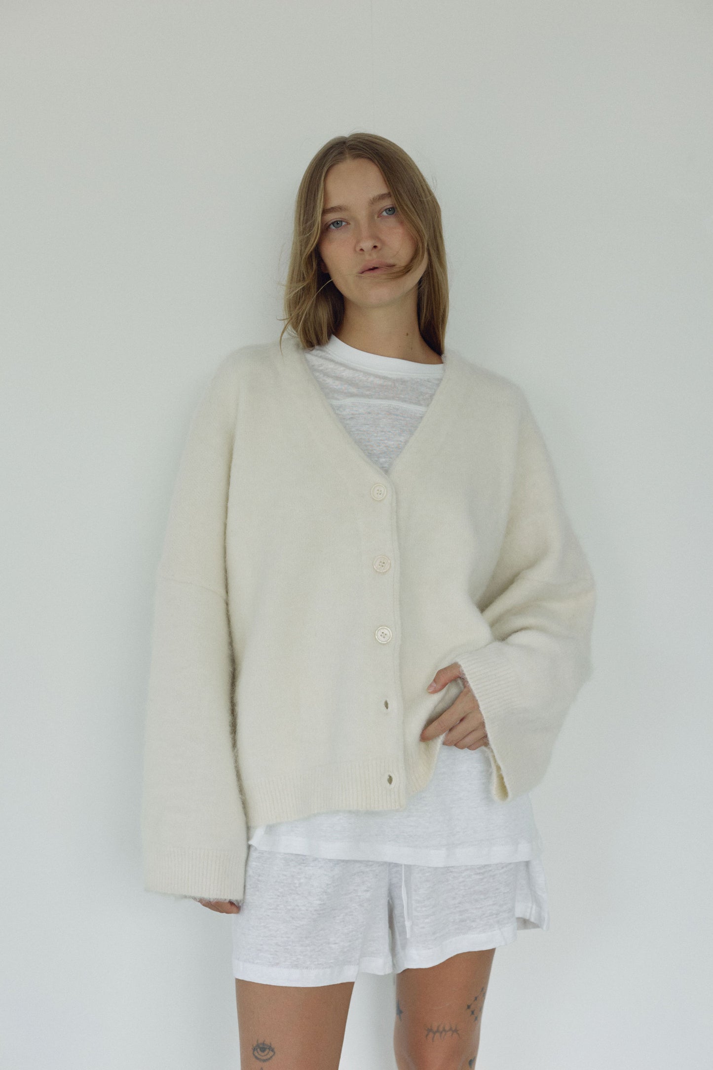 The Linen Tee, White