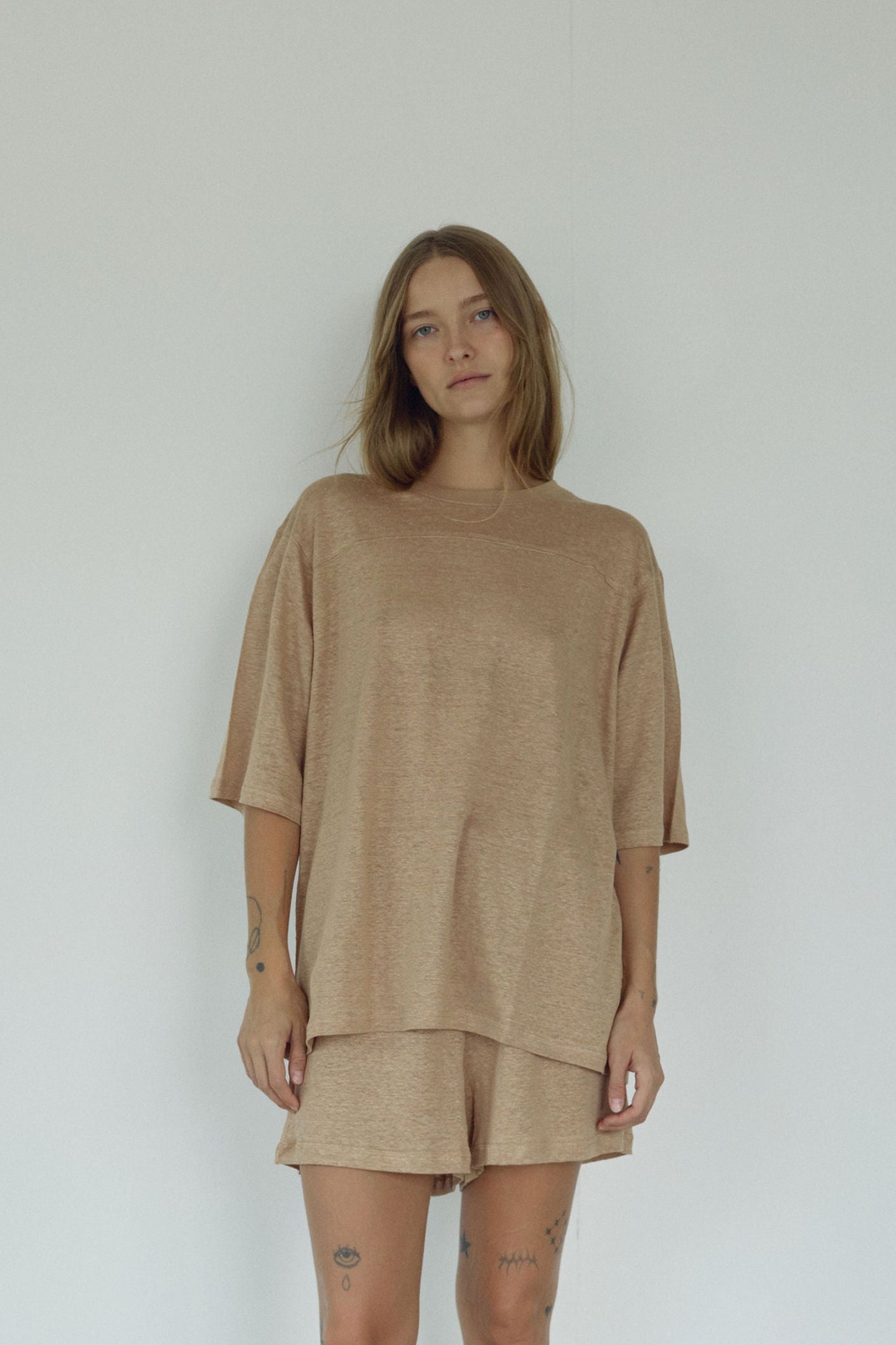 The Linen Tee, Tan