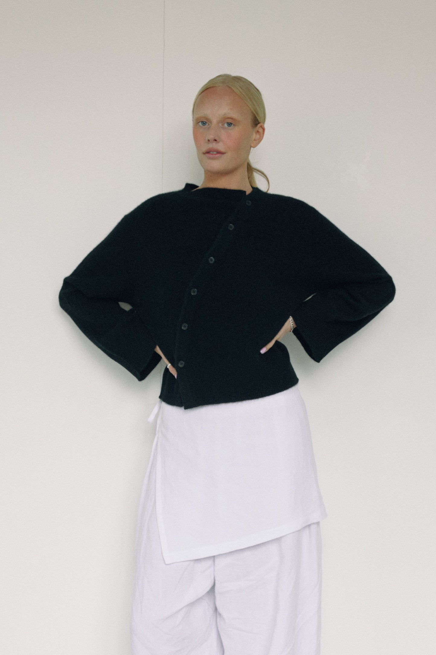 The Asymmetric Cashmere Knit, Black