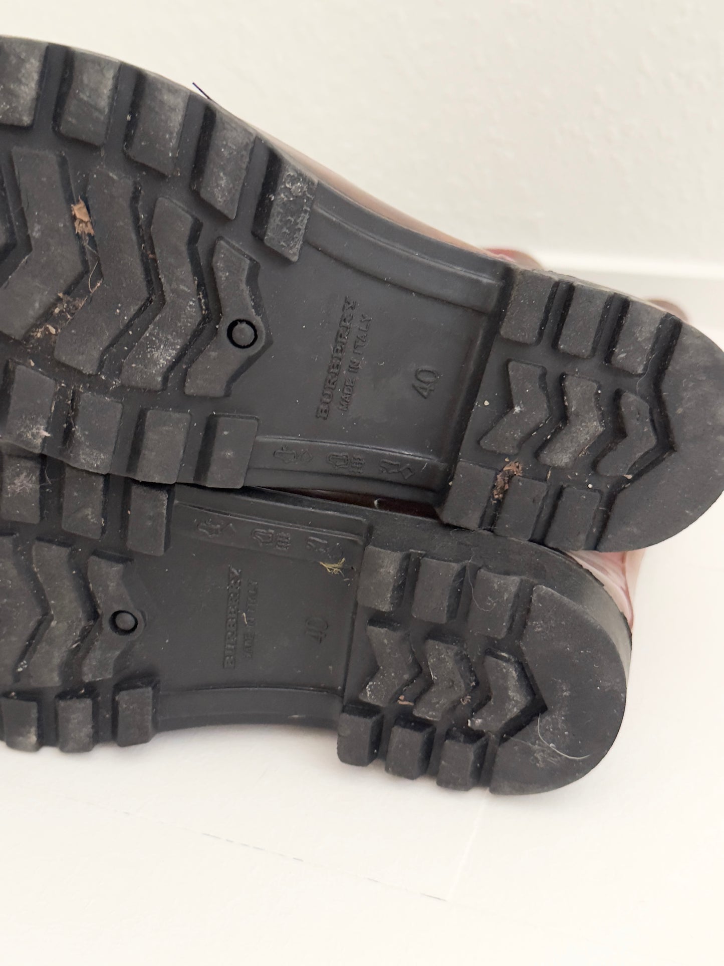 Burberry Rubber Boots, US 9