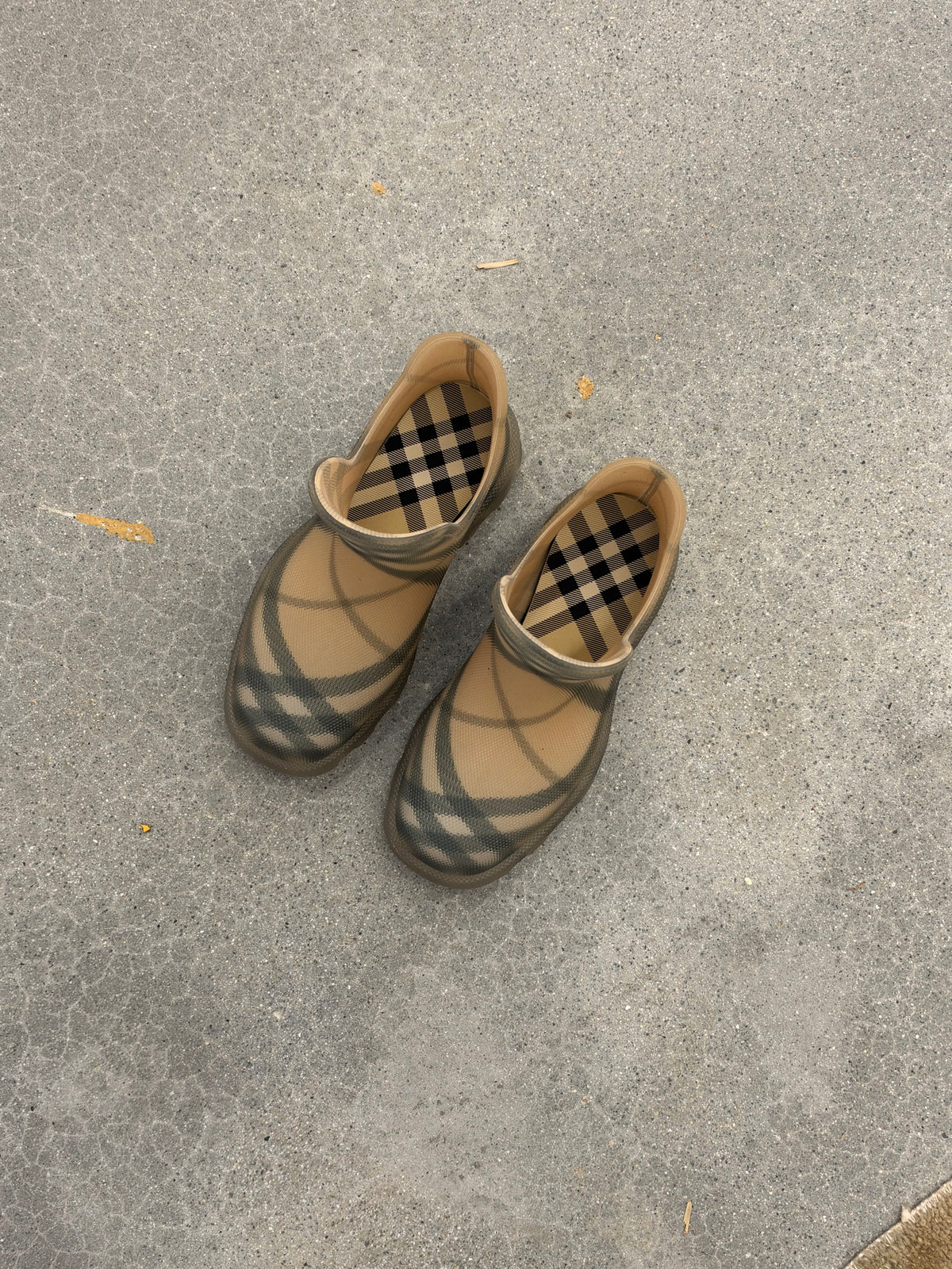 Burberry Boots (39)