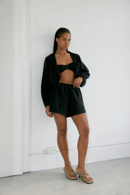 Linen Short, Size 3