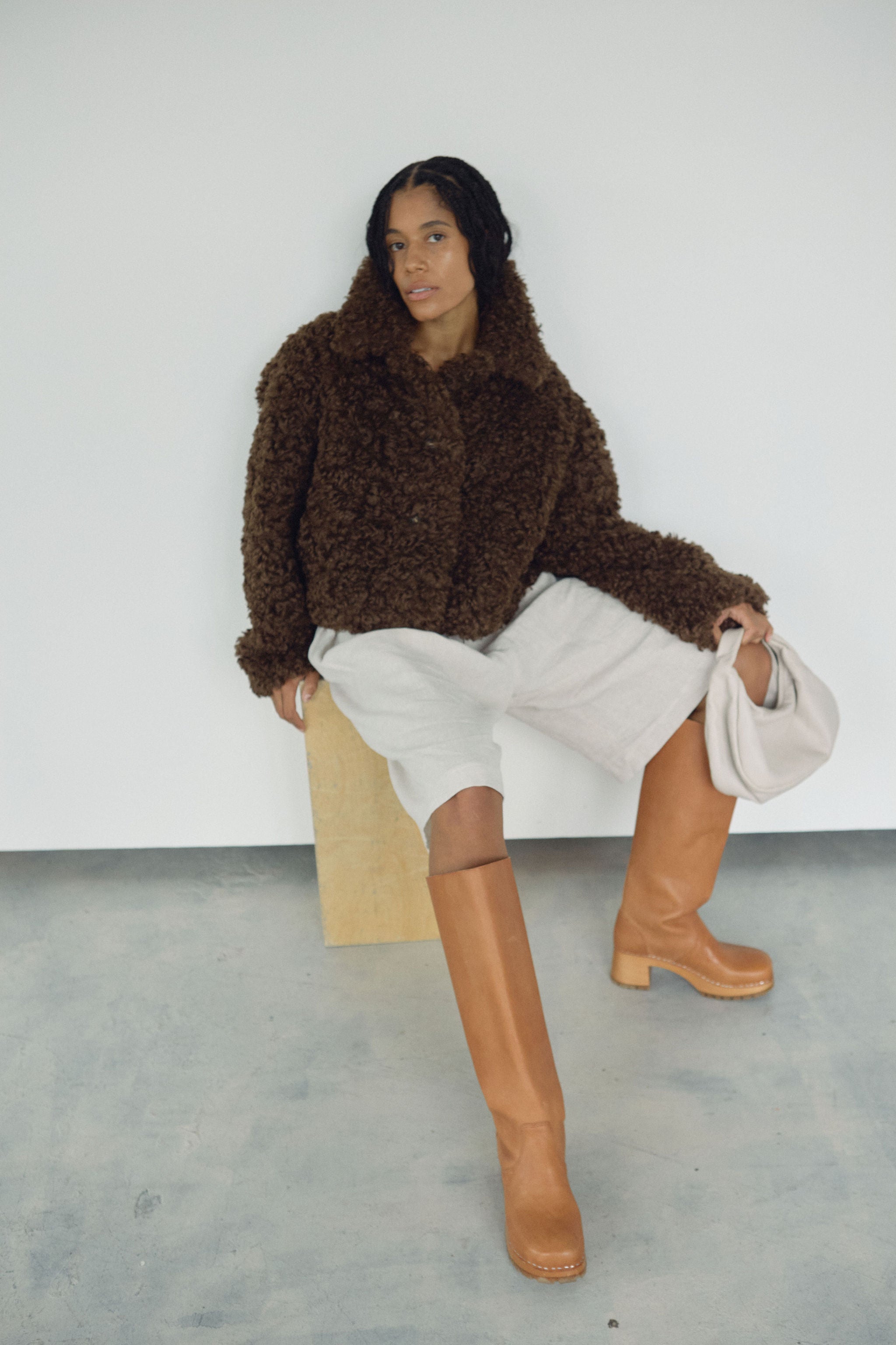 The Faux Fur Coat, Espresso – BOHÈME