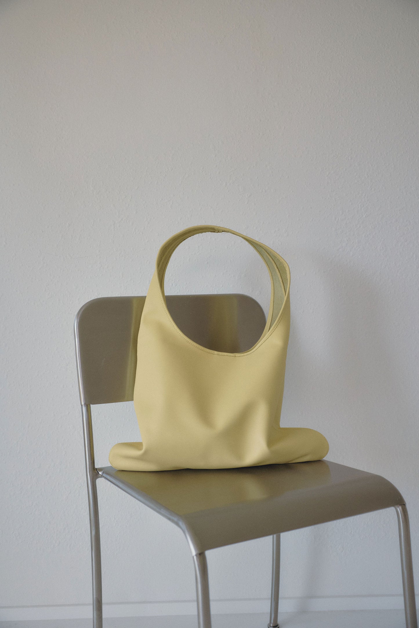 The Leather Bag - Banana