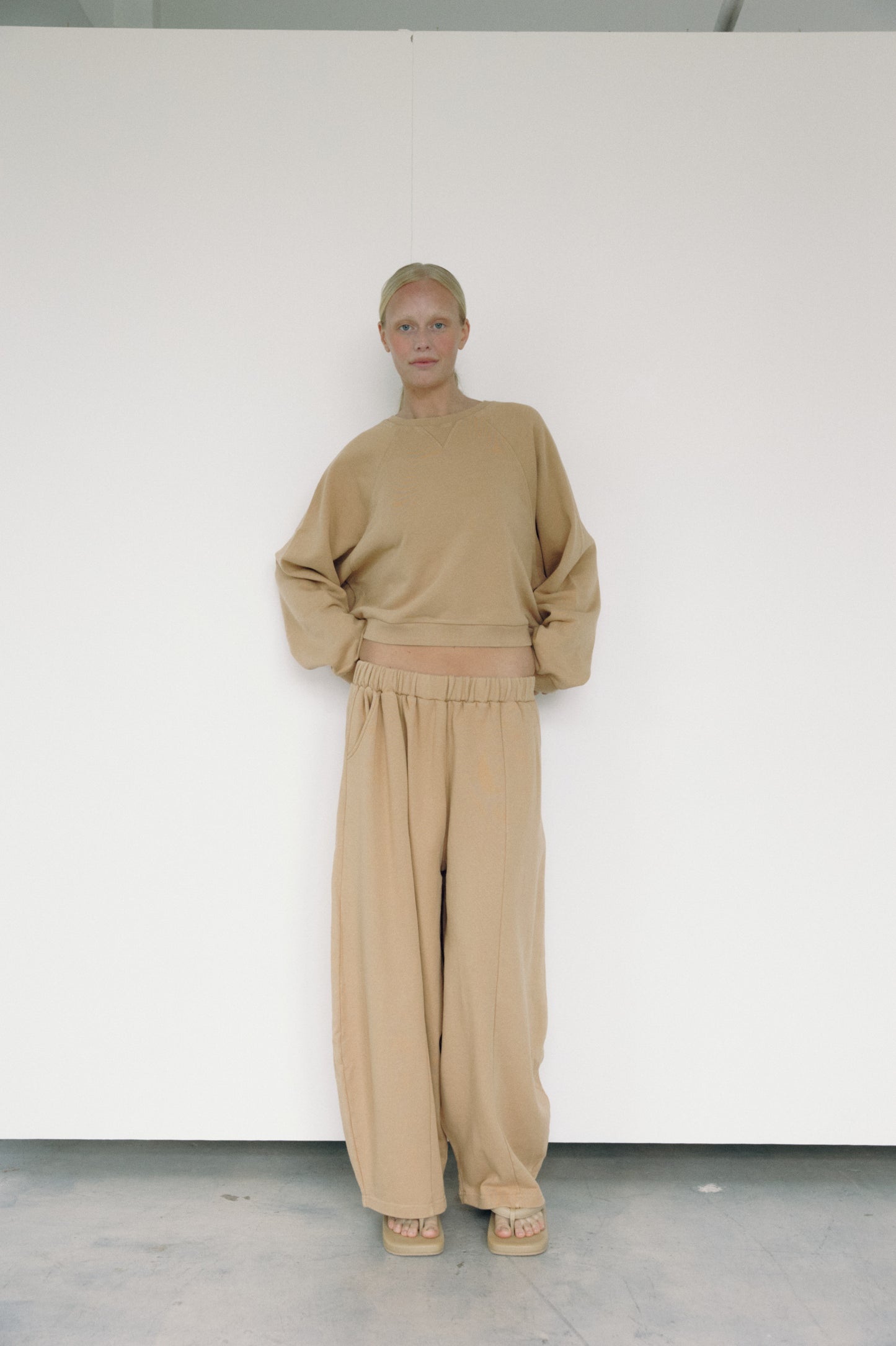 The Barrel Sweat Pant - Sand