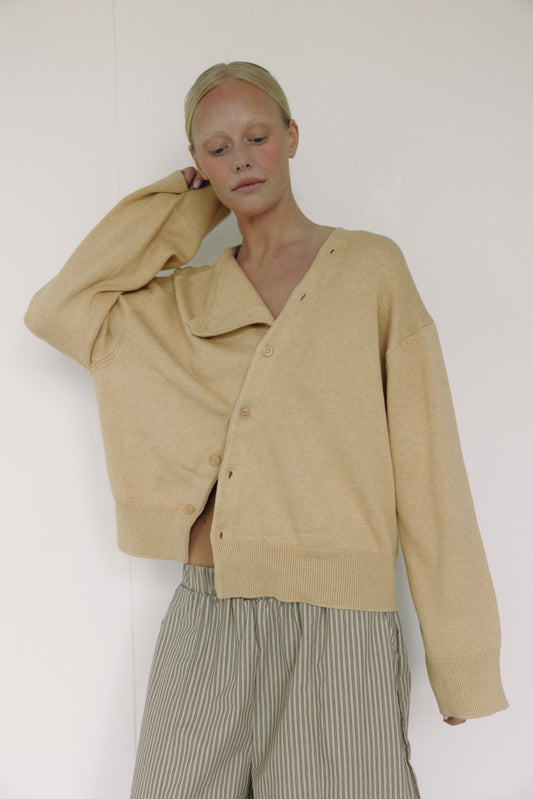 The Asymmetric Knit, Dune