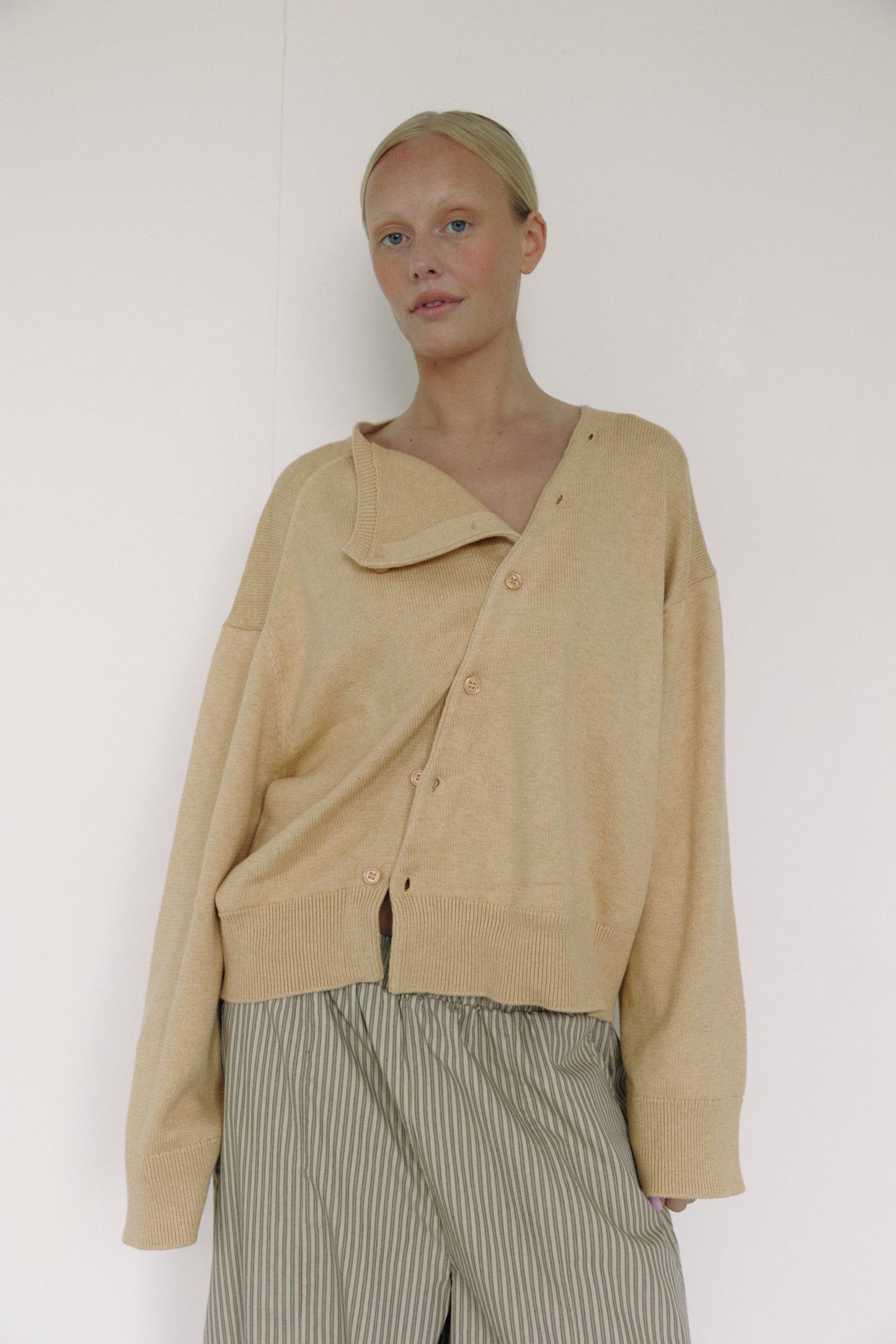 The Asymmetric Knit, Dune