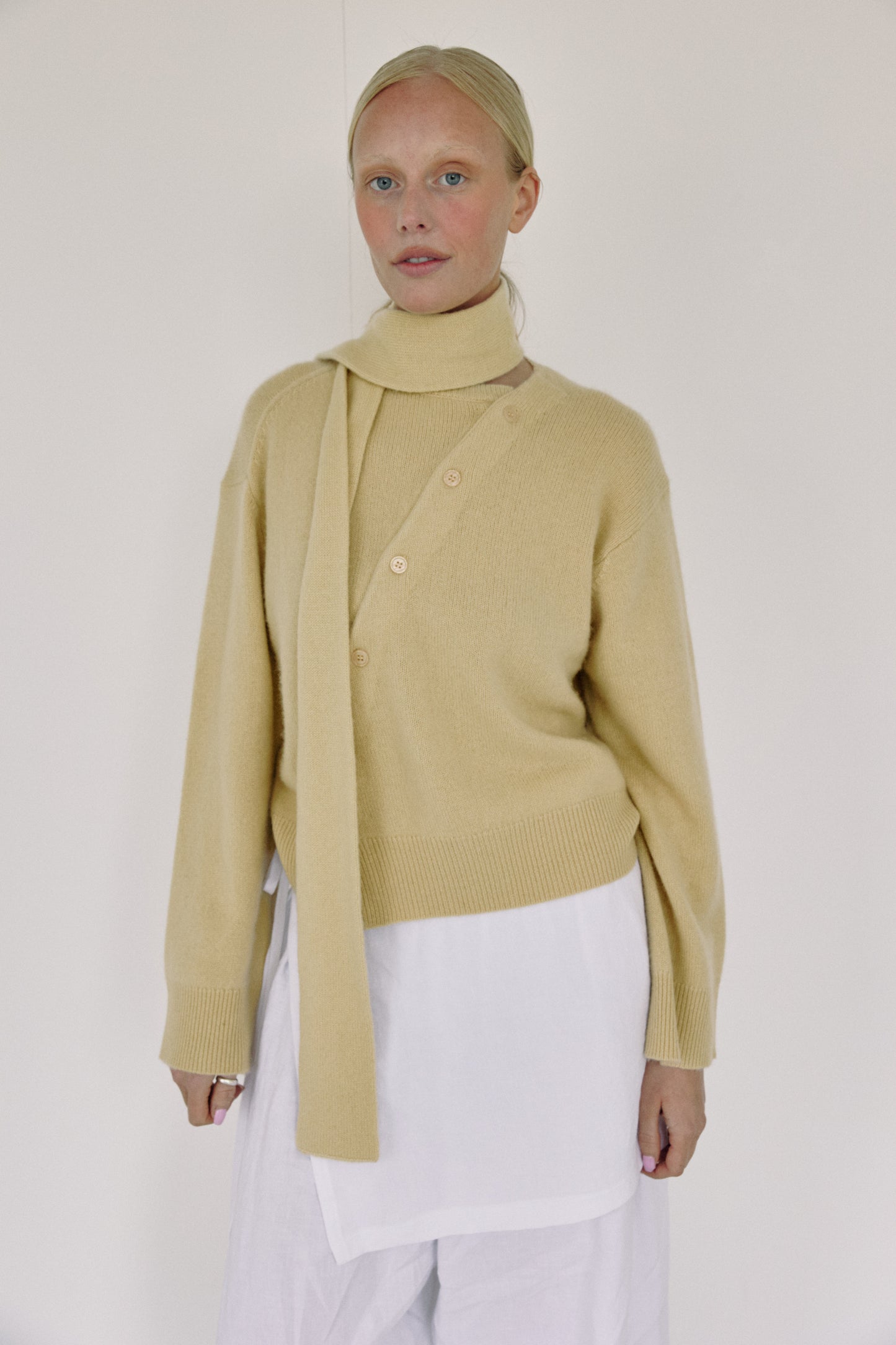 The Cashmere Scarf