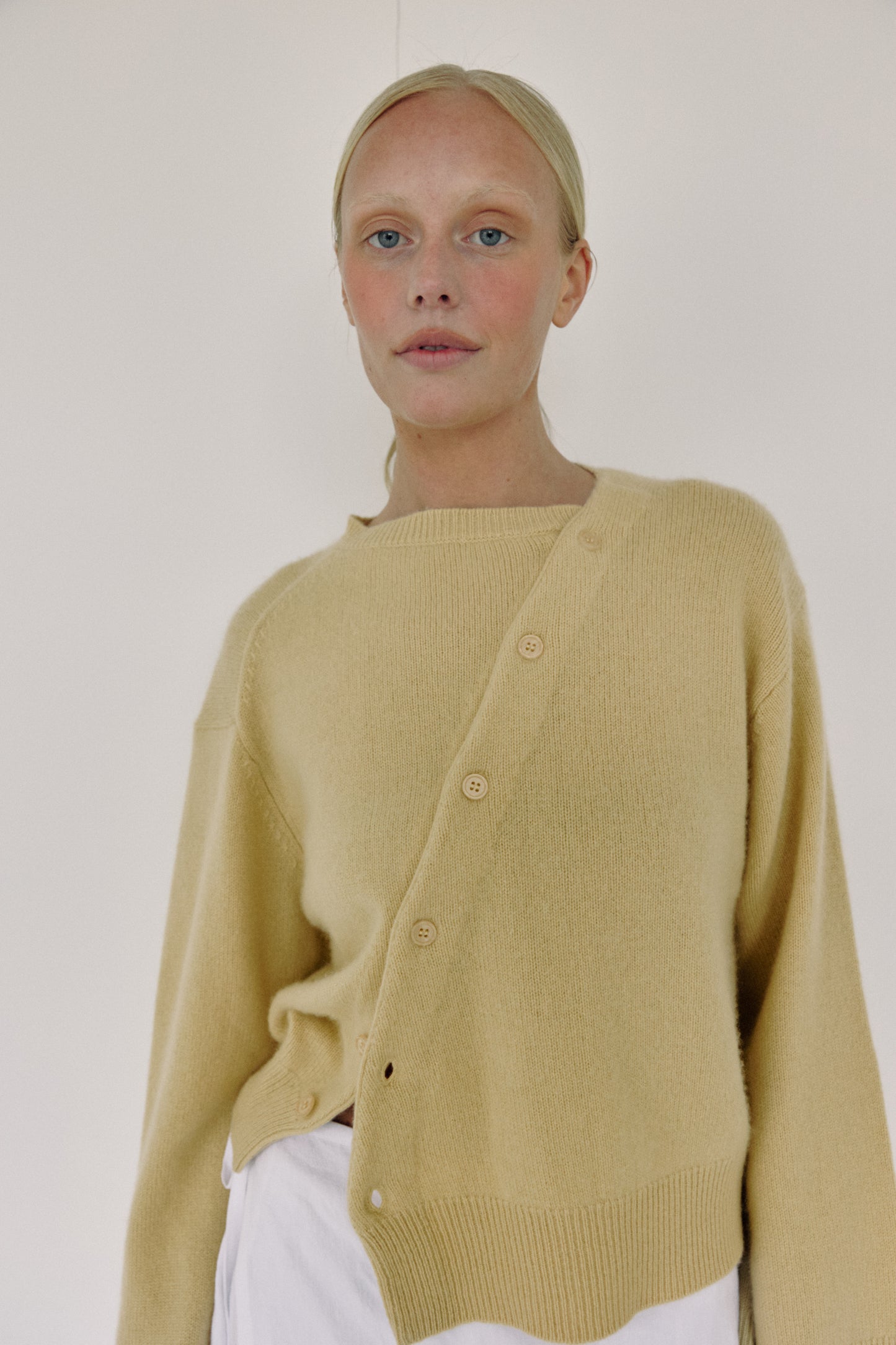 The Asymmetric Cashmere Knit, Wheat