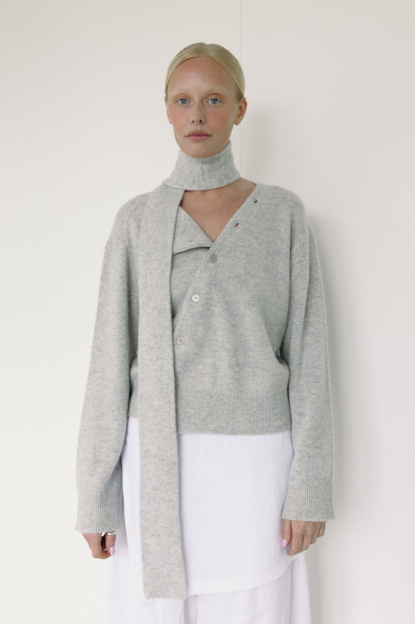 The Cashmere Scarf