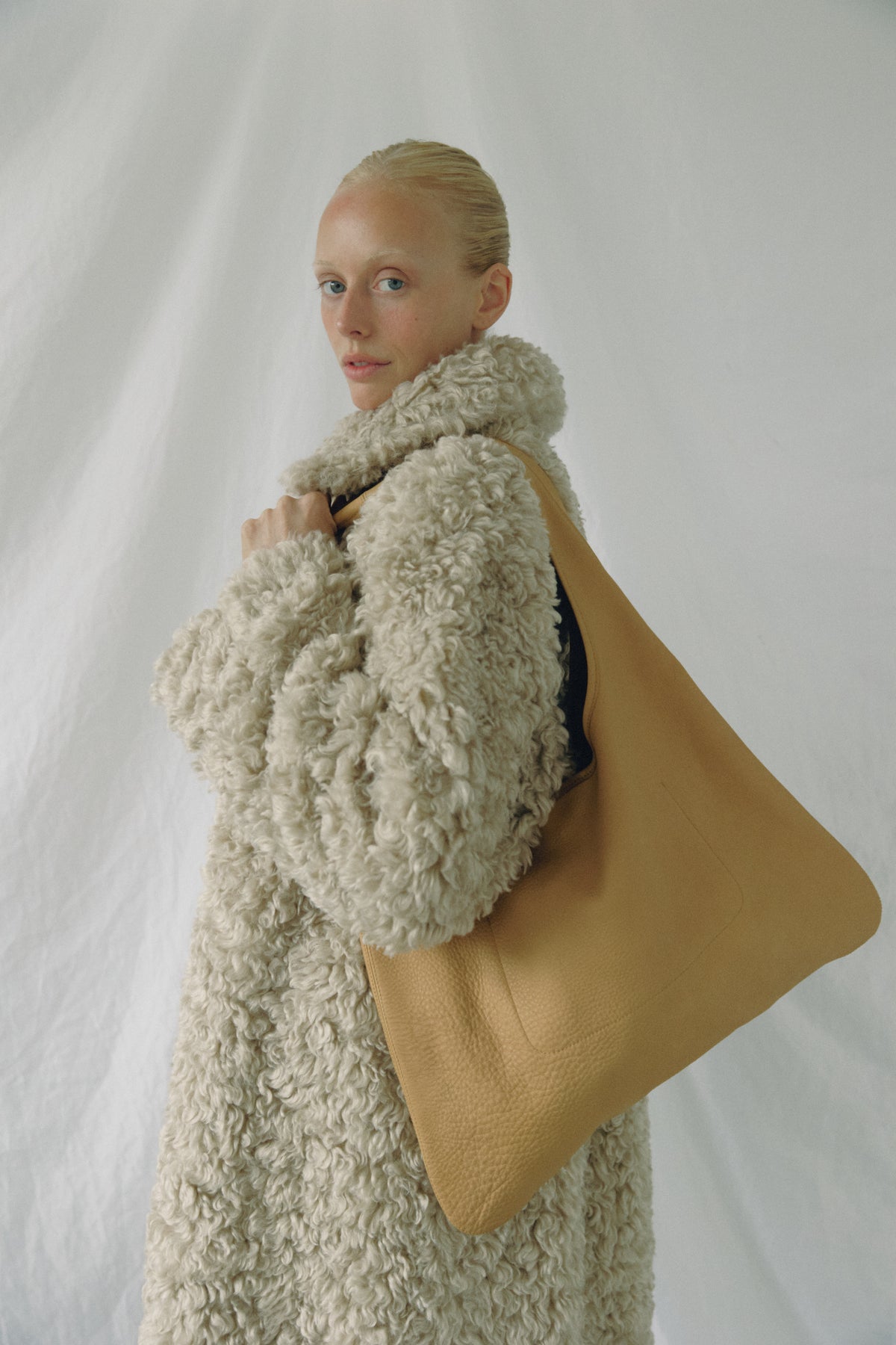 The Leather Bag - Palomino (flawed)