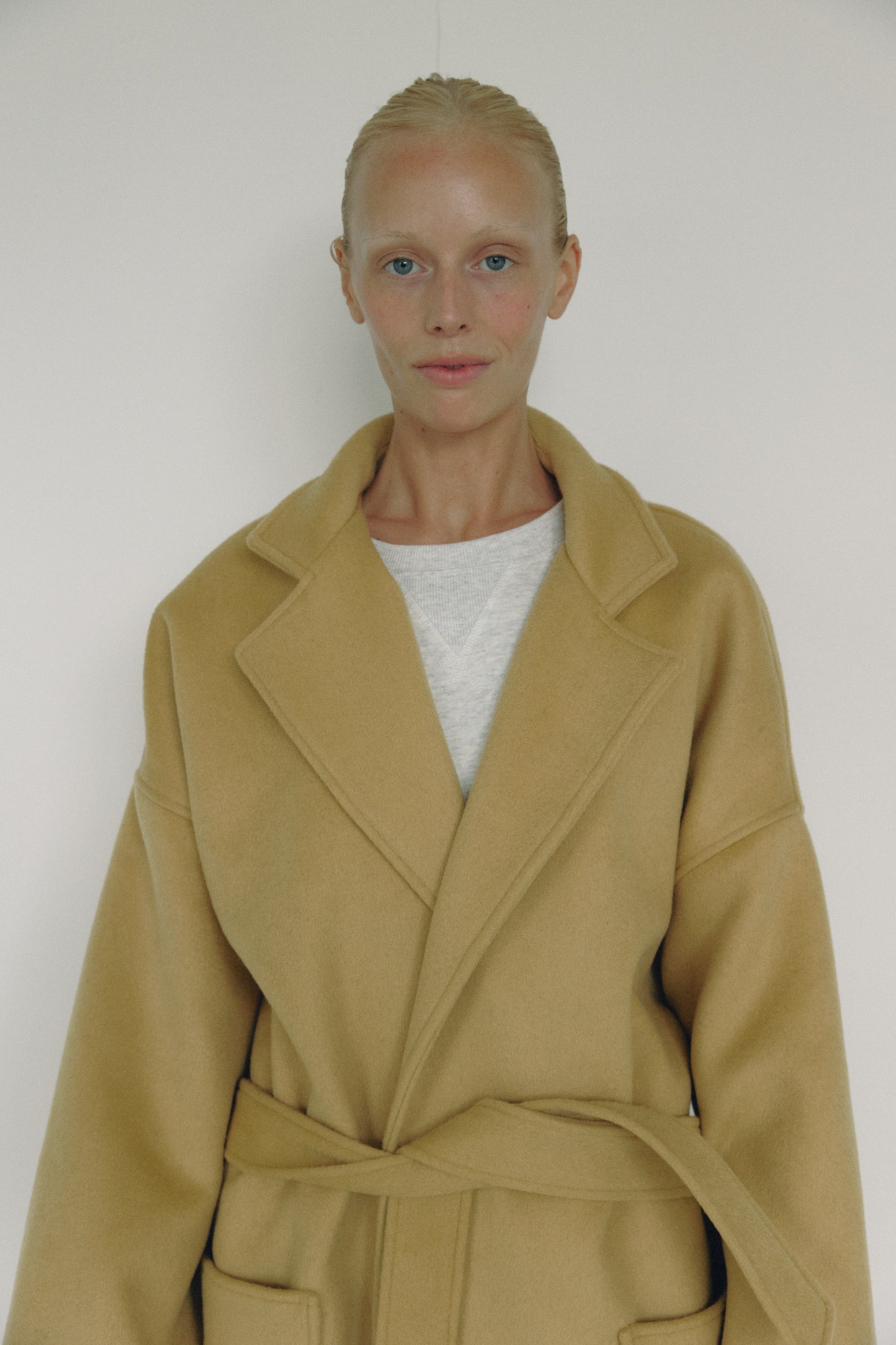The Wool Wrap Coat - Hay