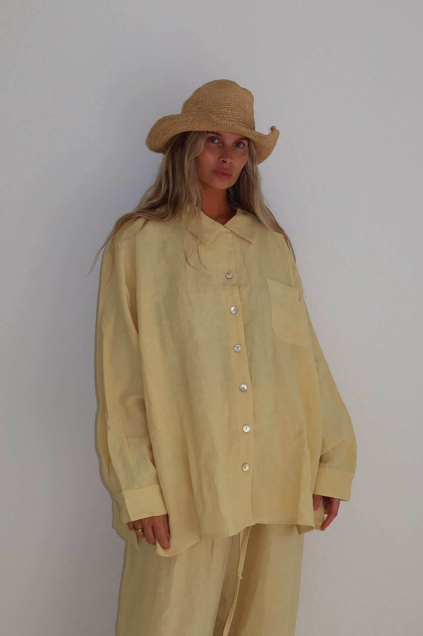 The Oxford Shirt - Sun