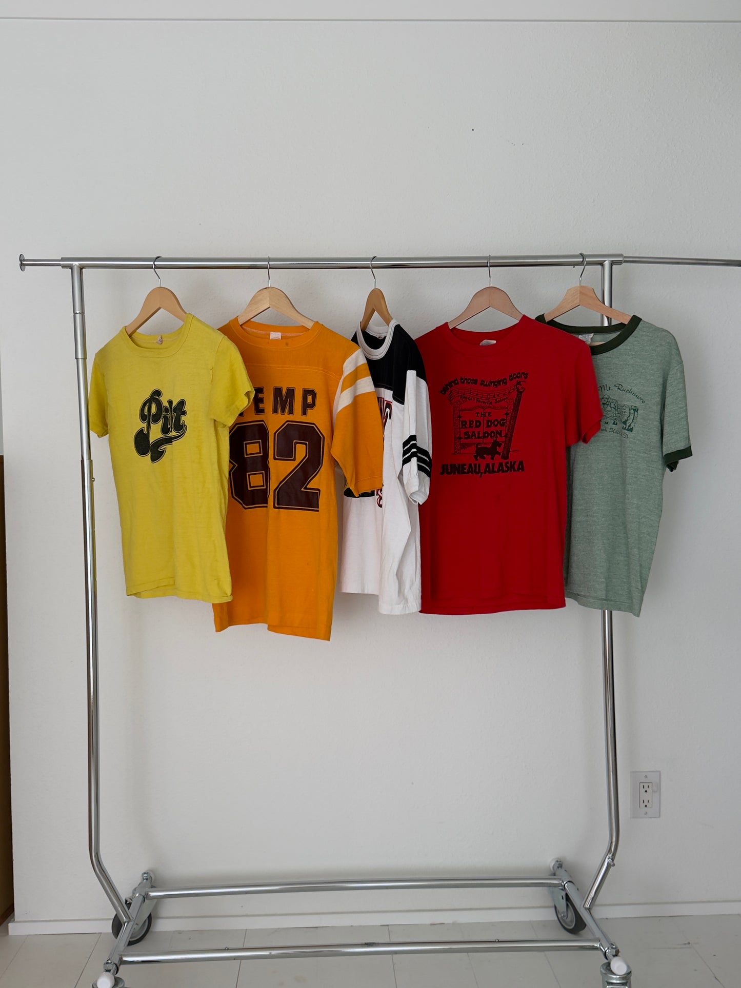 1970s Tee Lot